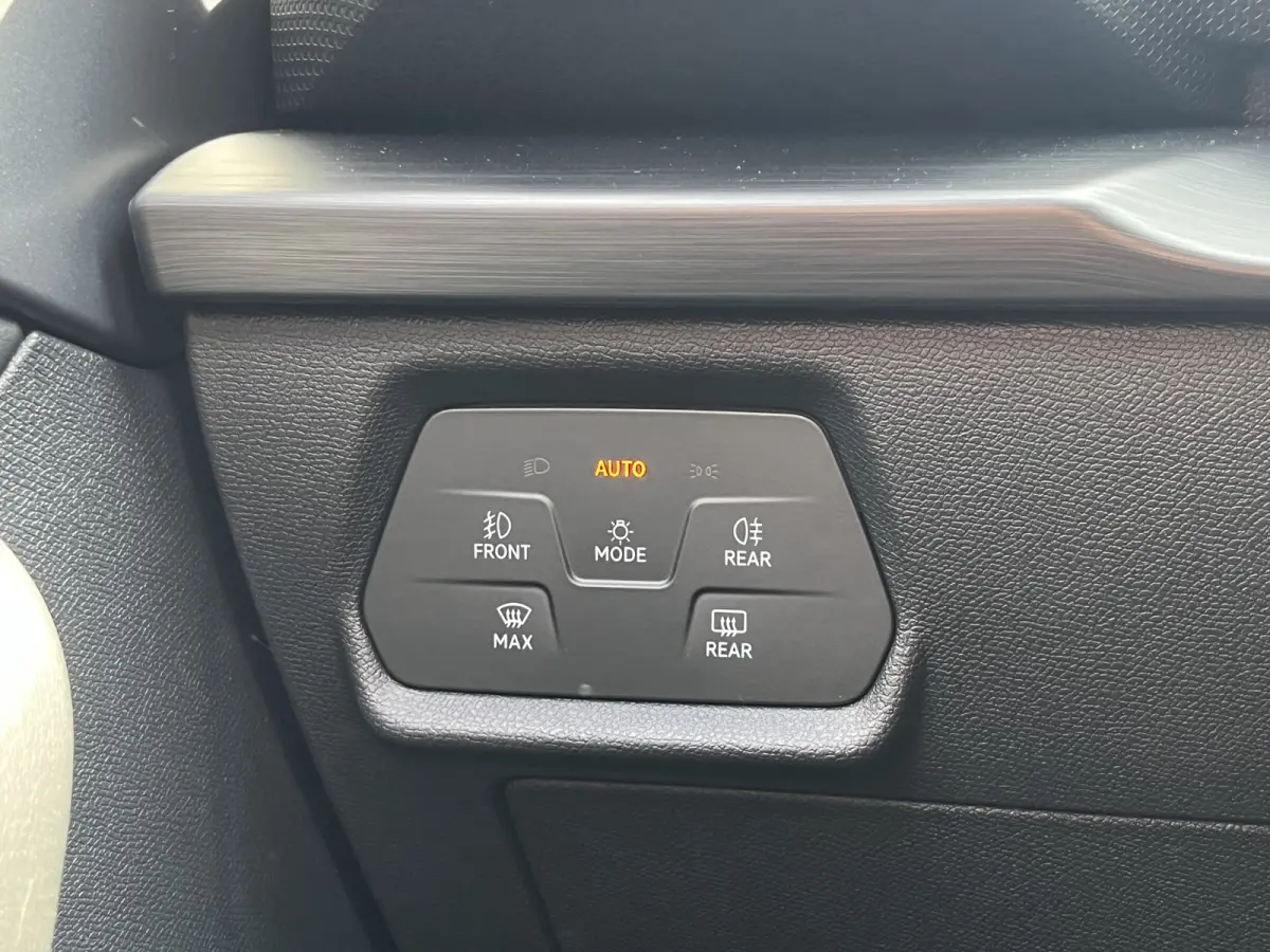 1.4 e-Hybrid VZ Performance 204pk/150kW DSG Automaat | Full Options | SoH 89% | Panodak | Virtual Cockpit | iACC | Side Assist |