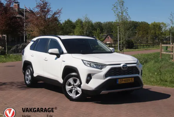 2.5 Hybrid AWD Active | Camera | Trekhaak 1650 trek gewicht | Apple Carplay | Navi | Cruise Control | NL-Auto |