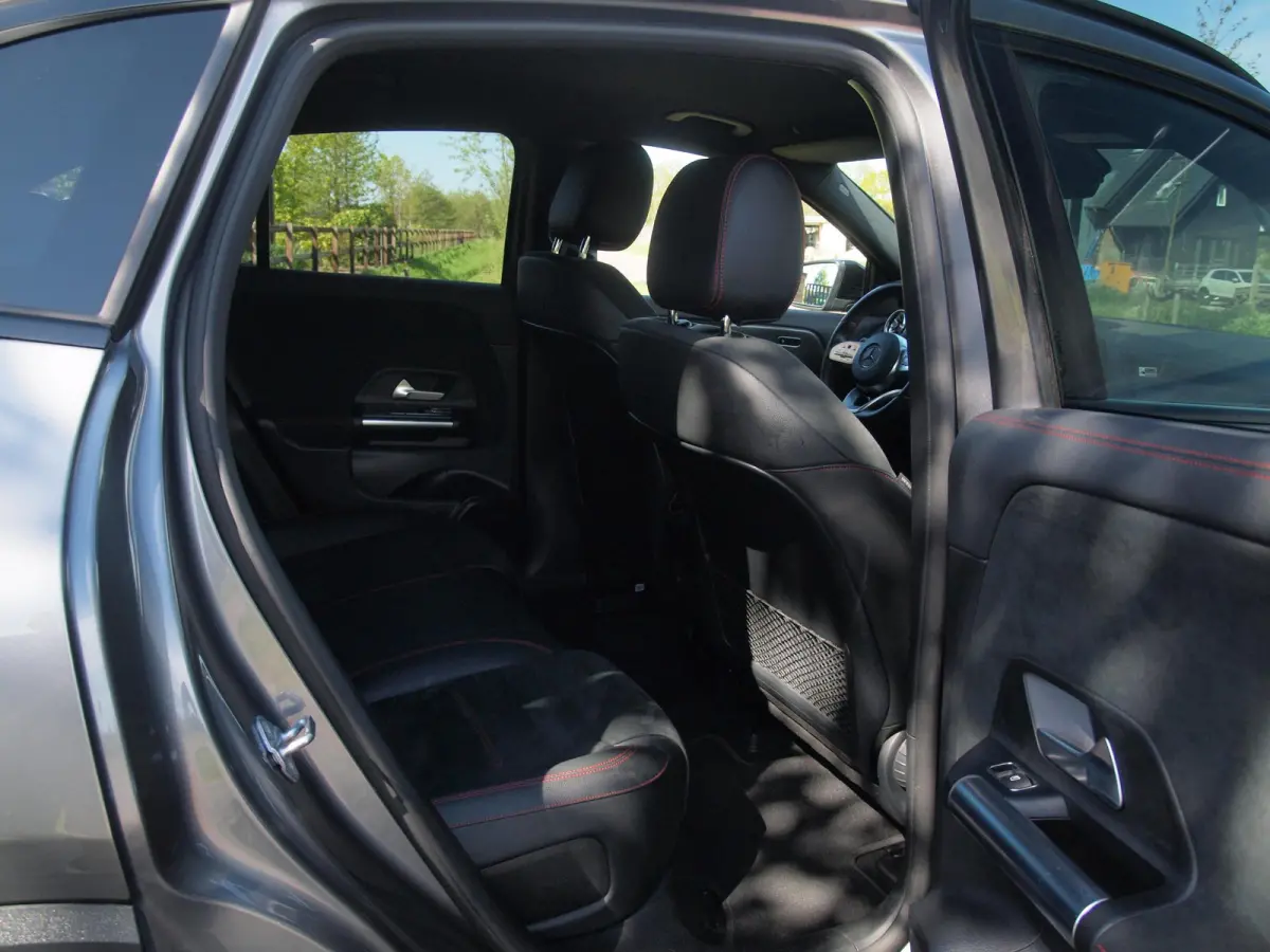 250 Business Solution AMG 67 kWh | SOH 96% | Camera | Sfeerverlichting | ACC | LED | NL-Auto |