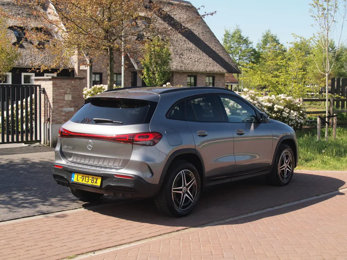 250 Business Solution AMG 67 kWh | SOH 96% | Camera | Sfeerverlichting | ACC | LED | NL-Auto |