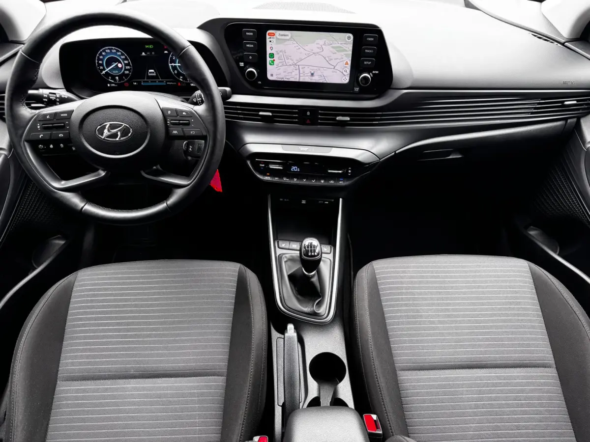 1.0 T-GDI Comfort Smart | 100 PK | Camera | Stoel + Stuurverwarming | Climate Control | Navigatie by App