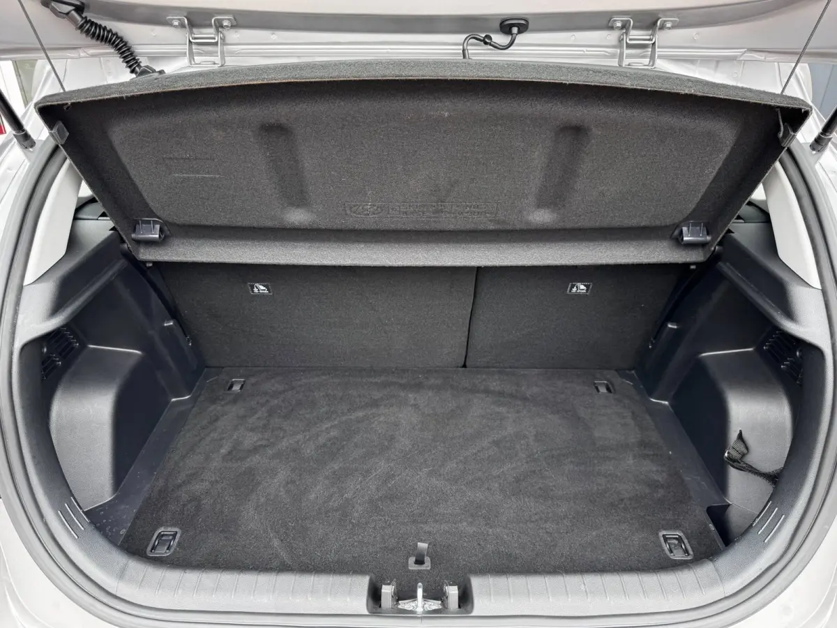 1.0 T-GDI Comfort Smart | 100 PK | Camera | Stoel + Stuurverwarming | Climate Control | Navigatie by App