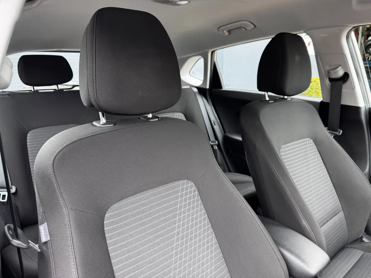 1.0 T-GDI Comfort Smart | 100 PK | Camera | Stoel + Stuurverwarming | Climate Control | Navigatie by App