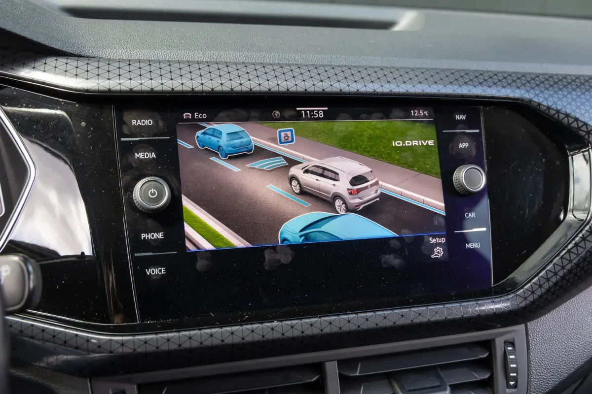 1.5 TSI Style Business R | Camera | BLIS | Beats audio | Dodehoek Detectie | Trekhaak | Keylles | Apple Carplay | 4-season banden | Stoelverwarming | Digidash | 100% Netjes Onderhouden |