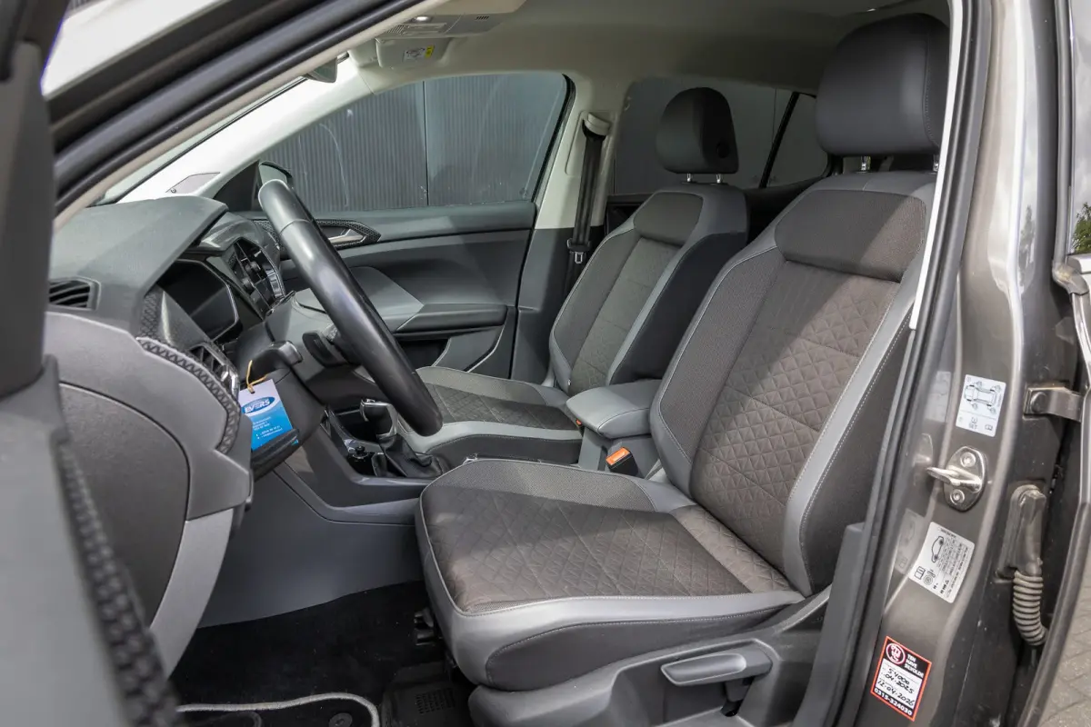 1.5 TSI Style Business R | Camera | BLIS | Beats audio | Dodehoek Detectie | Trekhaak | Keylles | Apple Carplay | 4-season banden | Stoelverwarming | Digidash | 100% Netjes Onderhouden |