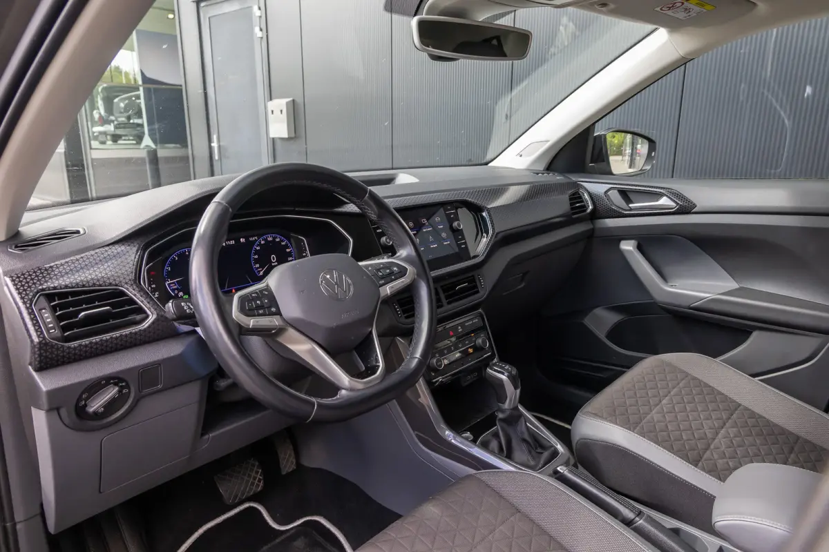 1.5 TSI Style Business R | Camera | BLIS | Beats audio | Dodehoek Detectie | Trekhaak | Keylles | Apple Carplay | 4-season banden | Stoelverwarming | Digidash | 100% Netjes Onderhouden |