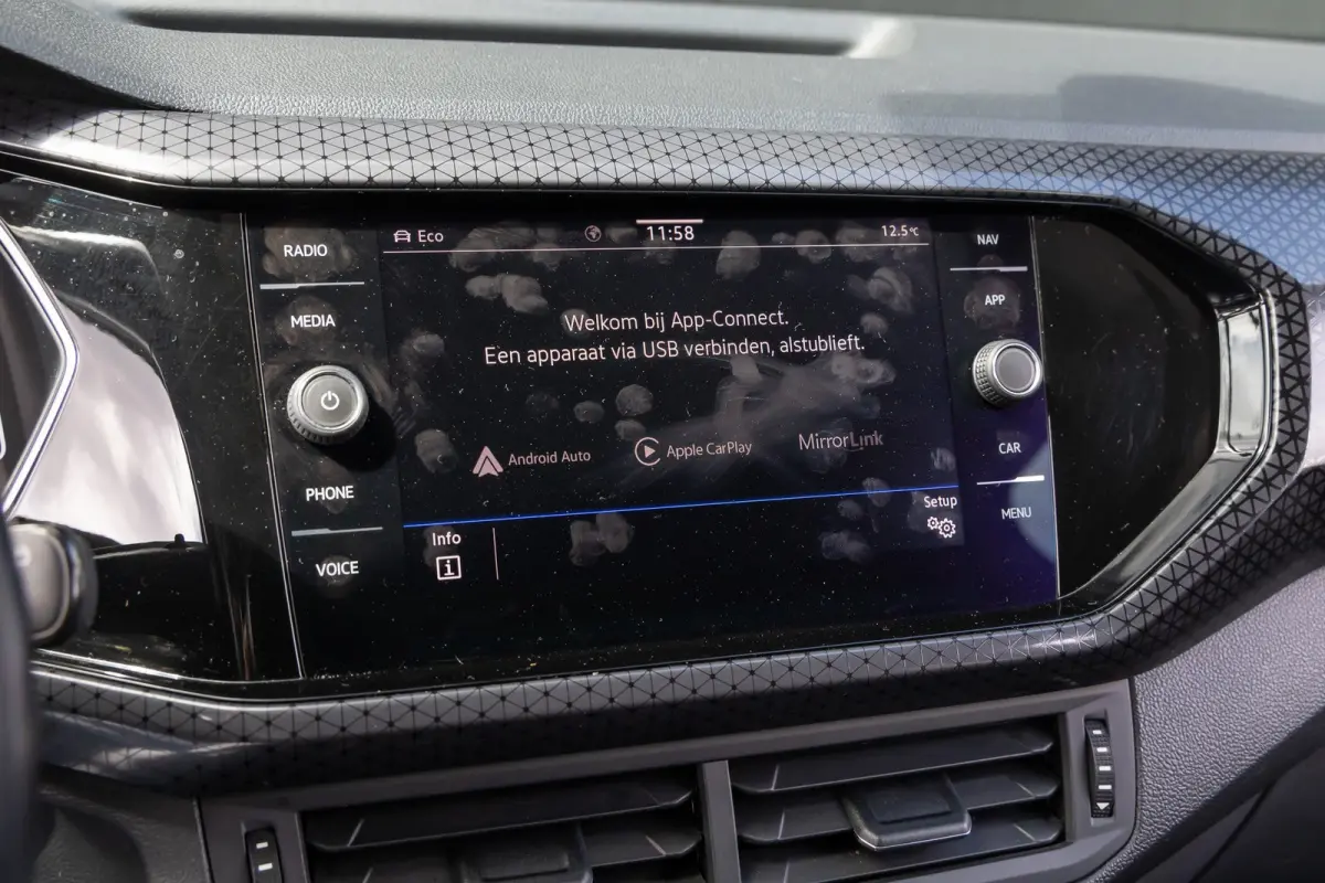 1.5 TSI Style Business R | Camera | BLIS | Beats audio | Dodehoek Detectie | Trekhaak | Keylles | Apple Carplay | 4-season banden | Stoelverwarming | Digidash | 100% Netjes Onderhouden |