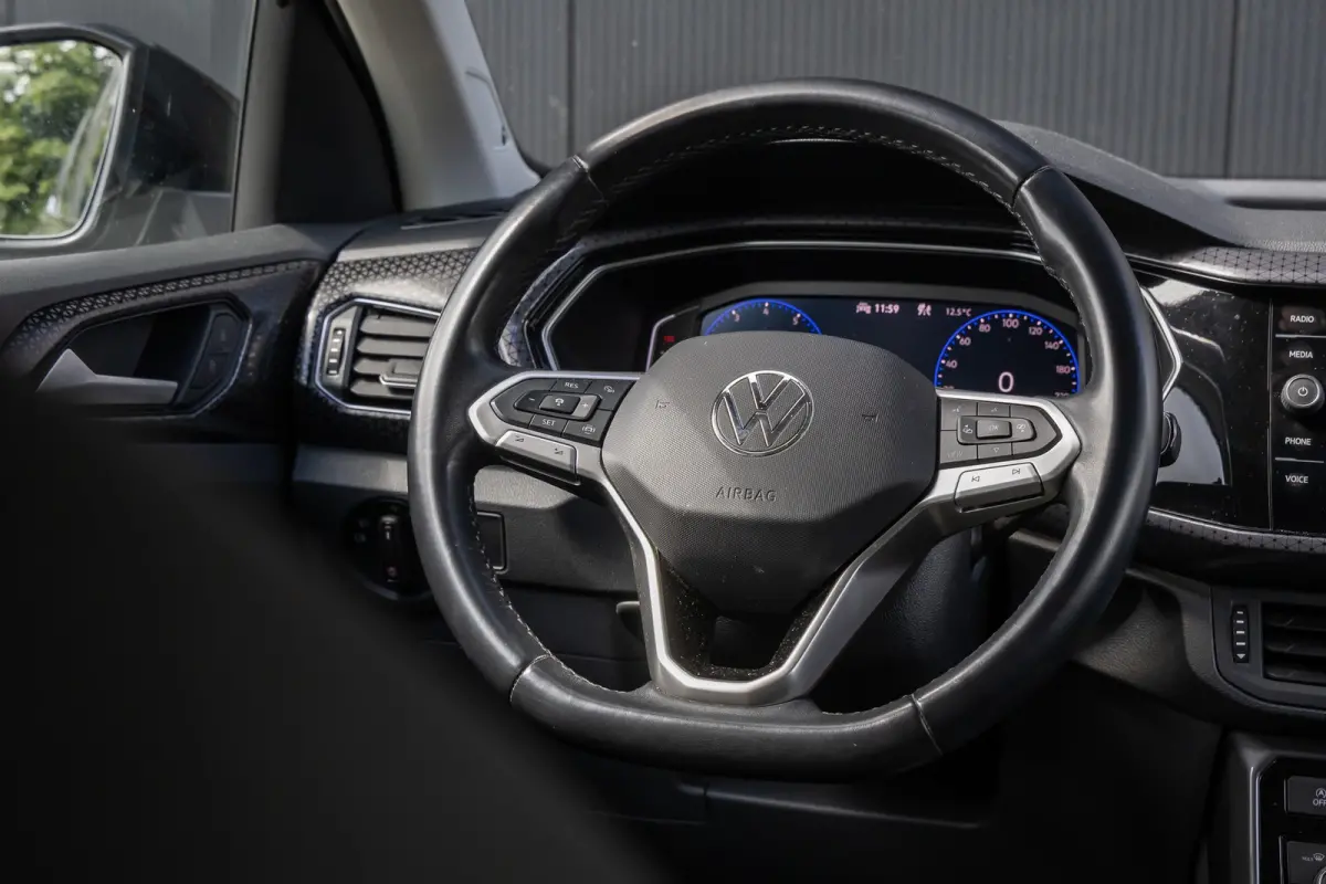 1.5 TSI Style Business R | Camera | BLIS | Beats audio | Dodehoek Detectie | Trekhaak | Keylles | Apple Carplay | 4-season banden | Stoelverwarming | Digidash | 100% Netjes Onderhouden |