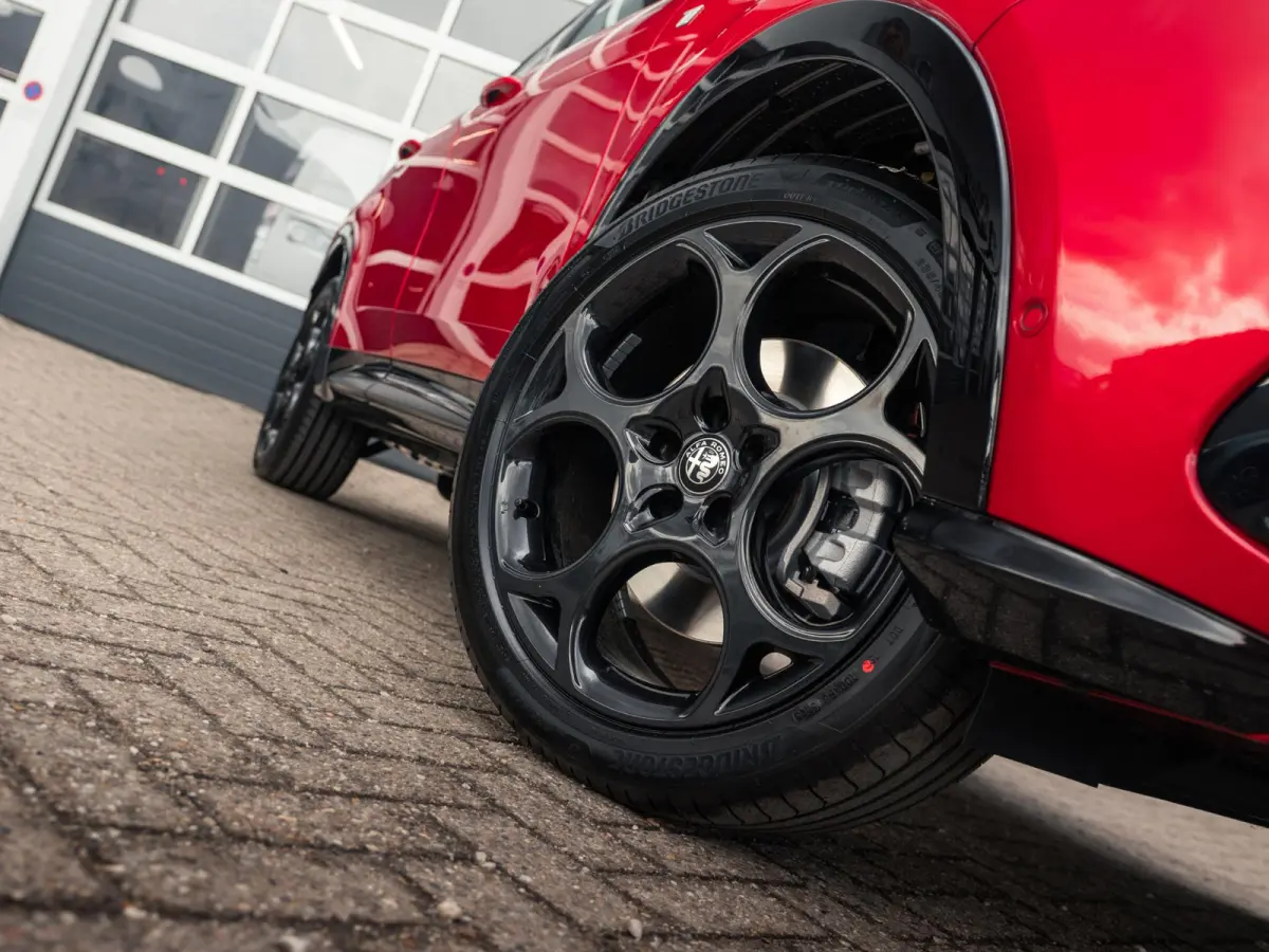 1.3 Ibrida Plug-In Q4 270pk AWD Ti | Tech Pack | 19" | Bicolore