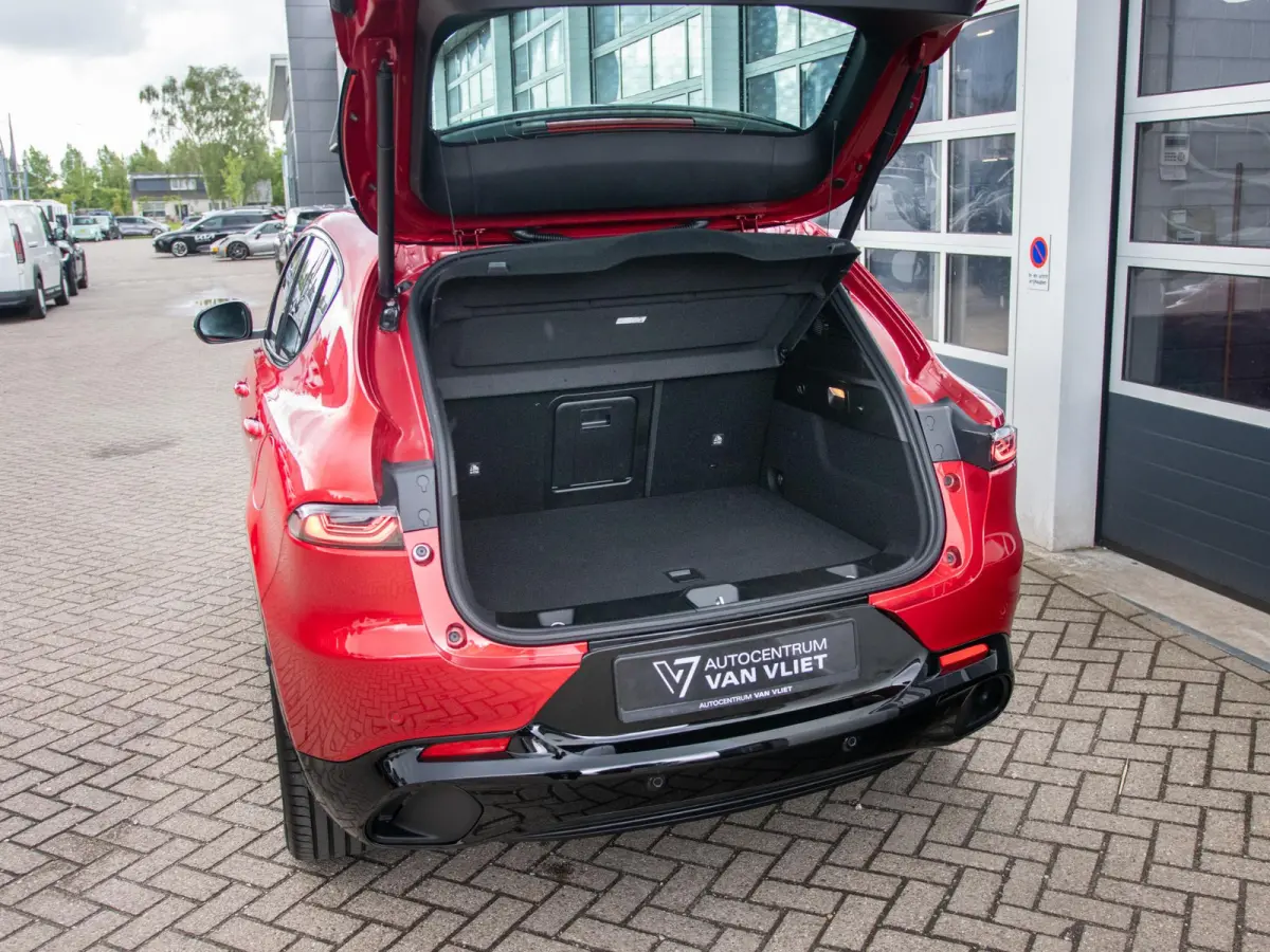 1.3 Ibrida Plug-In Q4 270pk AWD Ti | Tech Pack | 19" | Bicolore