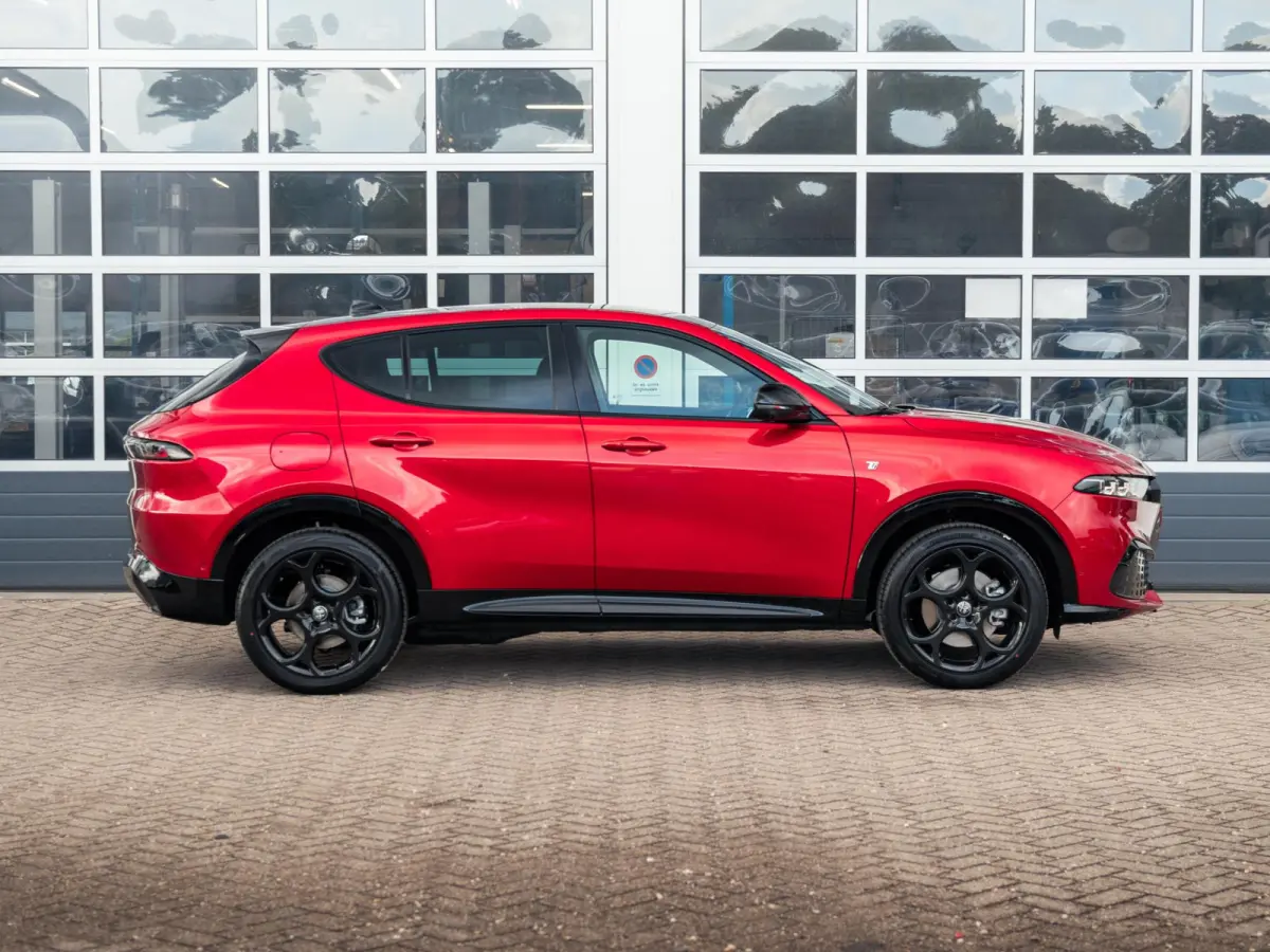 1.3 Ibrida Plug-In Q4 270pk AWD Ti | Tech Pack | 19" | Bicolore