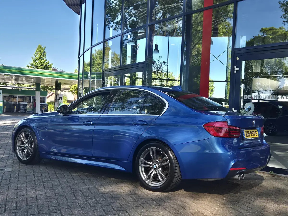 330e IPERFORMANCE AUTOMAAT | SOH 86% | M-Sportpakket | Navi | ECC | PDC | 18inch | Cruise Control