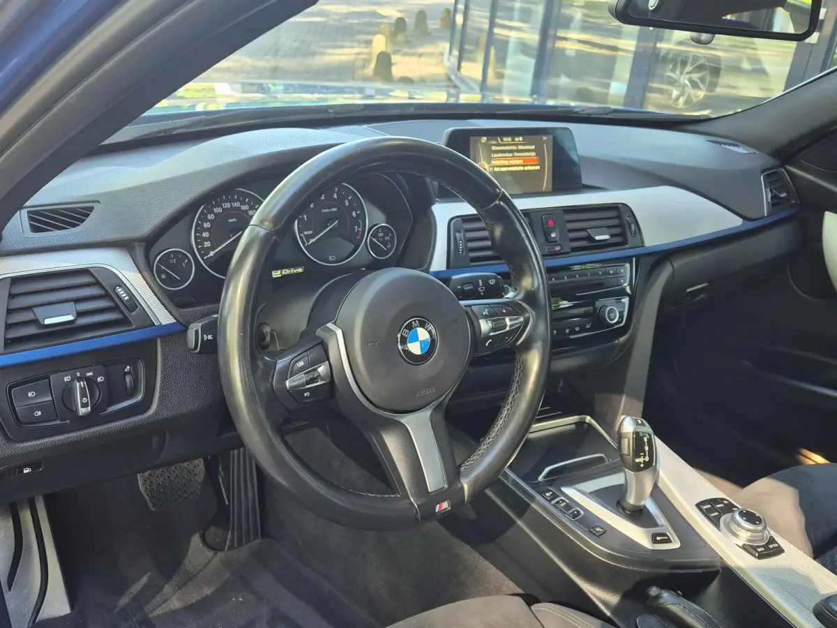 330e IPERFORMANCE AUTOMAAT | SOH 86% | M-Sportpakket | Navi | ECC | PDC | 18inch | Cruise Control