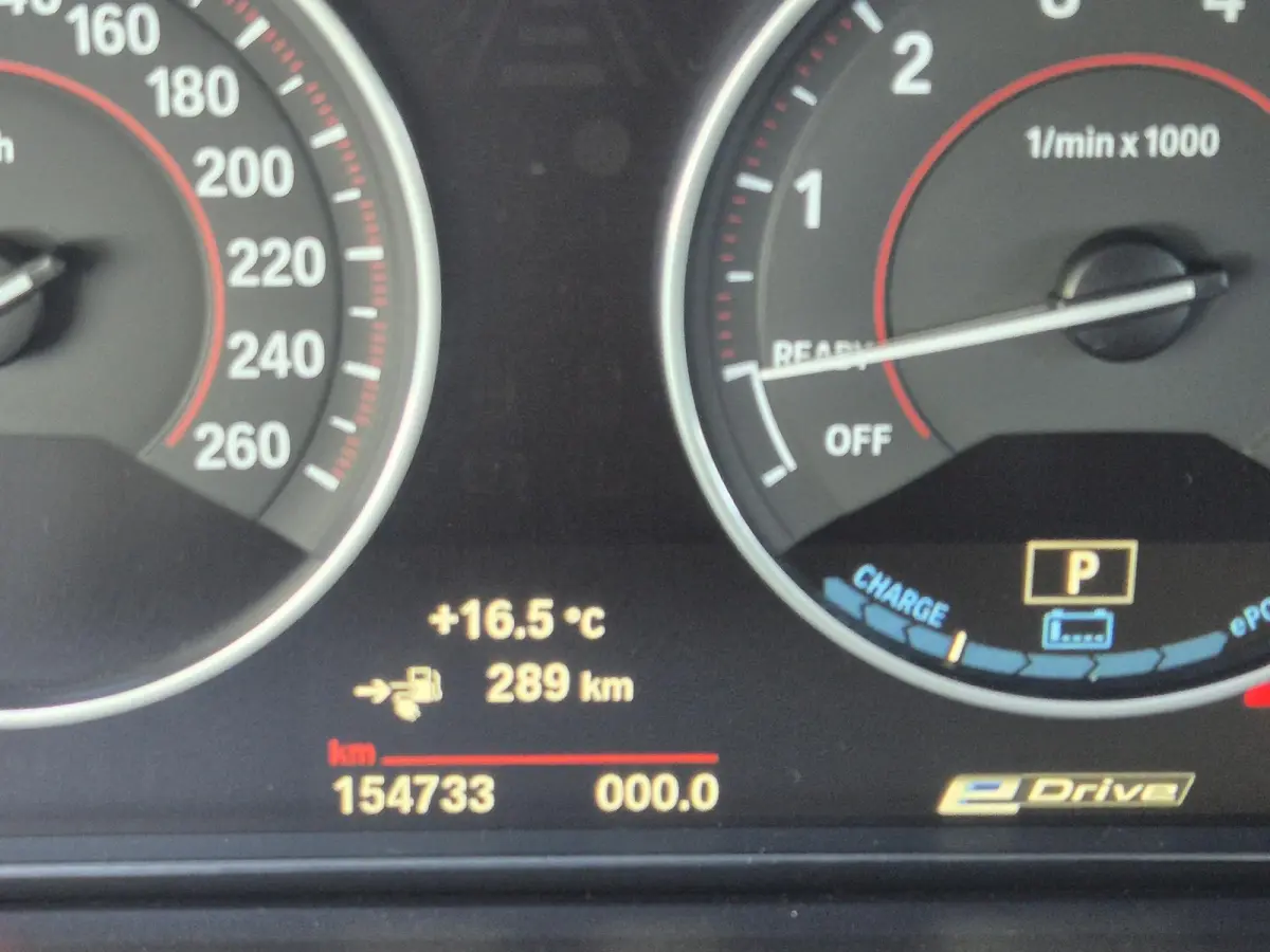 330e IPERFORMANCE AUTOMAAT | SOH 86% | M-Sportpakket | Navi | ECC | PDC | 18inch | Cruise Control
