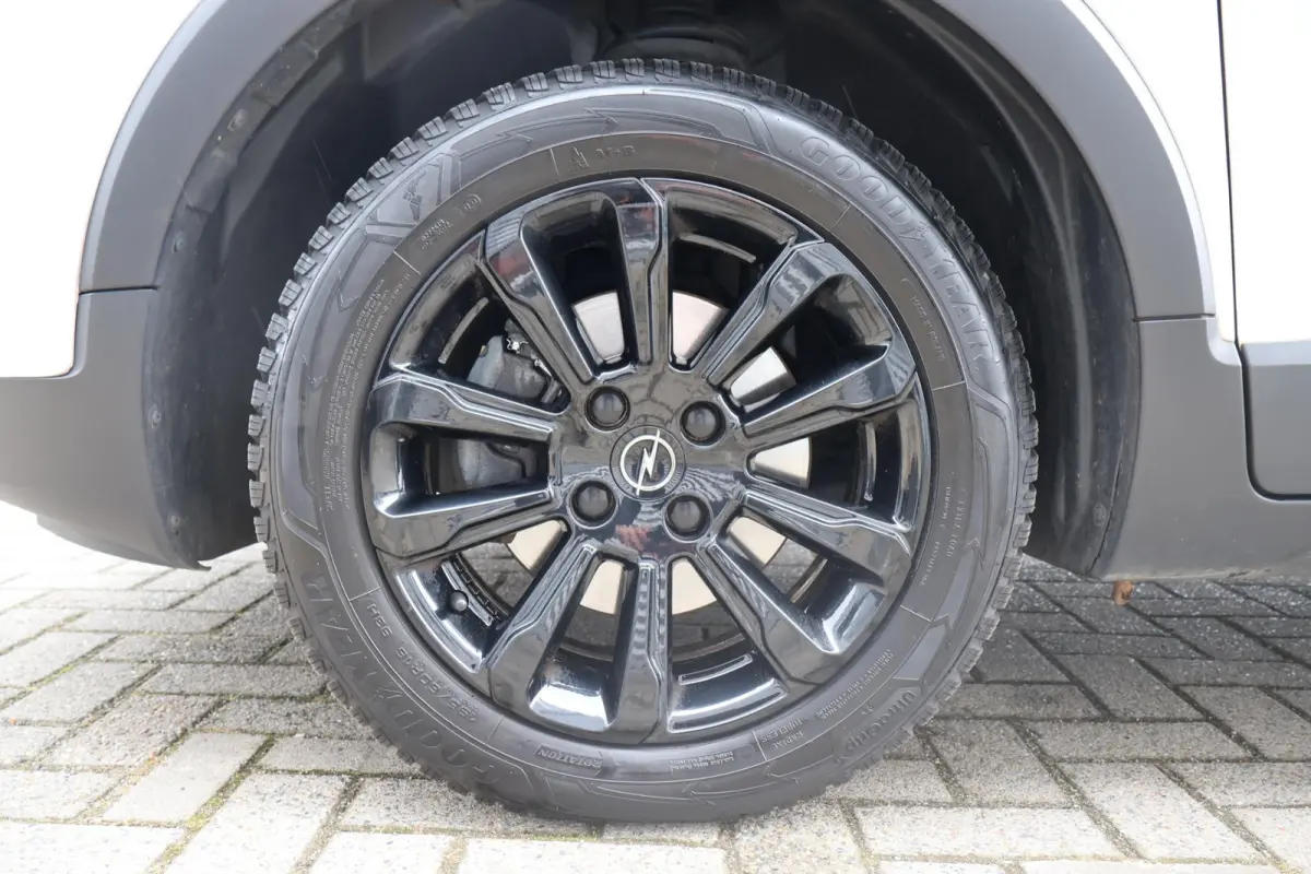 1.2 Turbo GS Line 1e Eigenaar | Dealer Onderh | NL-Auto | BTW | NEW Distributie | Camera | Navi | Climate | Led | Cruise | Carplay | PDC | Start/Stop | Hill-Hold