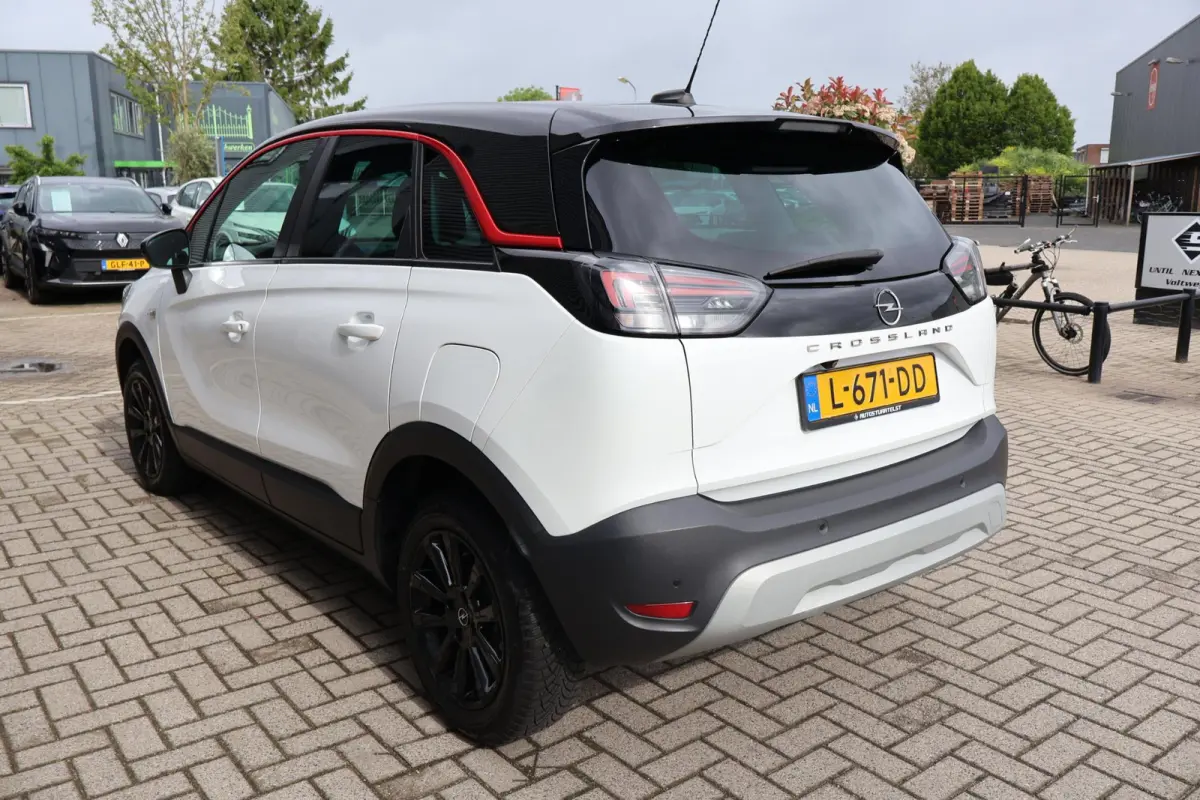 1.2 Turbo GS Line 1e Eigenaar | Dealer Onderh | NL-Auto | BTW | NEW Distributie | Camera | Navi | Climate | Led | Cruise | Carplay | PDC | Start/Stop | Hill-Hold