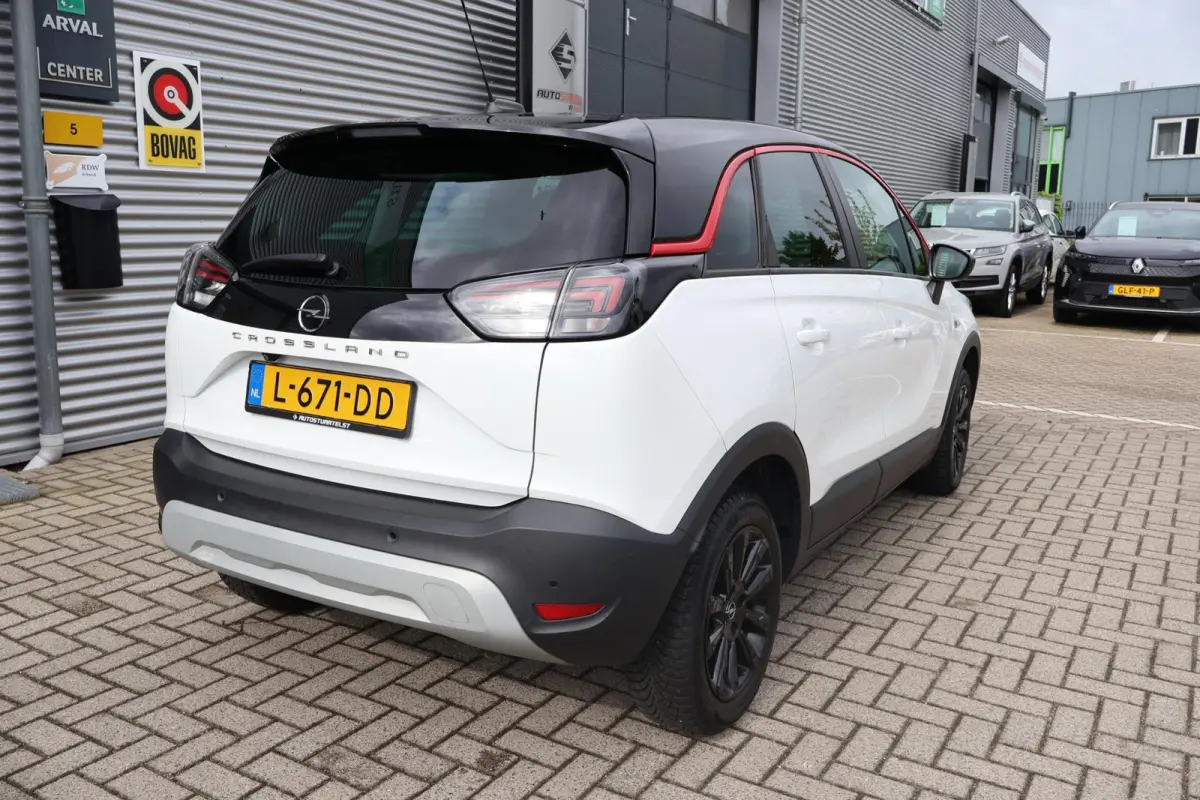 1.2 Turbo GS Line 1e Eigenaar | Dealer Onderh | NL-Auto | BTW | NEW Distributie | Camera | Navi | Climate | Led | Cruise | Carplay | PDC | Start/Stop | Hill-Hold