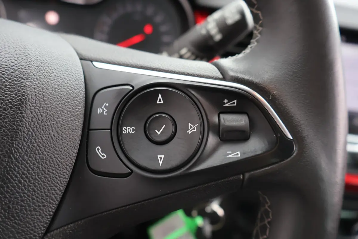 1.2 Turbo GS Line 1e Eigenaar | Dealer Onderh | NL-Auto | BTW | NEW Distributie | Camera | Navi | Climate | Led | Cruise | Carplay | PDC | Start/Stop | Hill-Hold