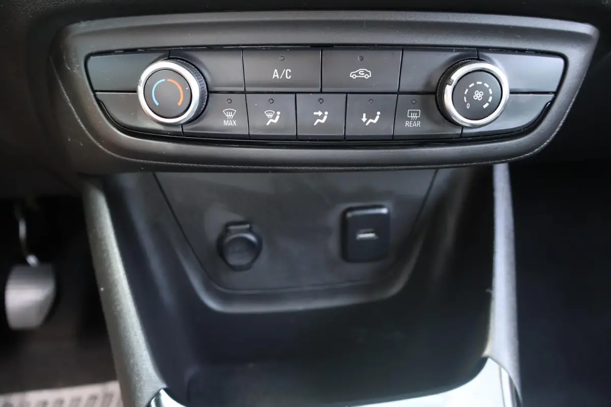 1.2 Turbo Edition 1e Eigenaar | Volledig onderh | BTW | NAP | Trekhaak | Carplay | Cruise | DAB | LED | Start/Stop | Hill-Hold