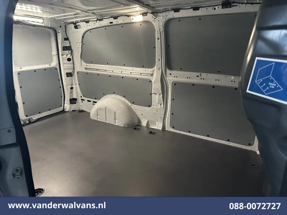 116 CDI 163pk L3H1 Euro6 Airco | Camera | Apple Carplay | Cruisecontrol | Stoelverwarming Android Auto, Bijrijdersbank
