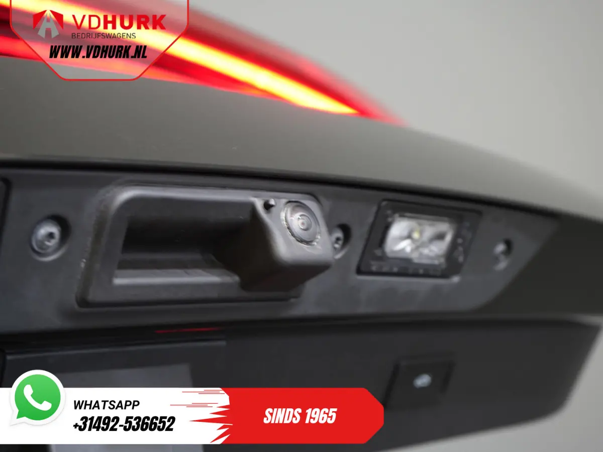 1.5 TSI e-Hybrid 272 pk VZ Performance Pano/ Sennheiser/ Memory/ Elek.Klep./ Matrix/ Adapt.Cruise/ Stoelverw./ Carplay/ Stuurverw.