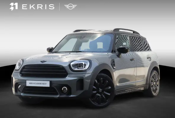 Cooper | Classic + Panodak + Sportstoelen + Apple Carplay + Camera + Verwarmbare Voorstoelen + Comfort Access + Elektr. Achterklep + 18" LM Pin Spoke zwart