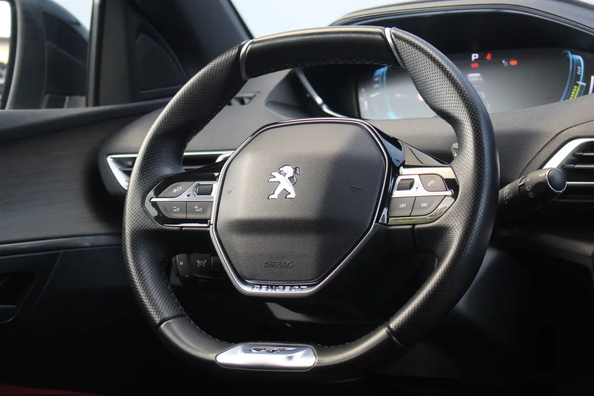 1.6 HYbrid 225 GT Pack Business | UNIEK ! | Leder | Memory | Adaptive Cruise & Drive Assist | Elec. Achterklep | Pdc | Camera | | UNIEK ! | Leder | Memory | Adaptive Cruise & Drive Assist | 