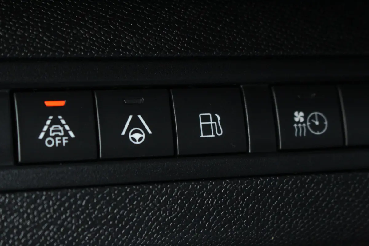 1.6 HYbrid 225 GT Pack Business | UNIEK ! | Leder | Memory | Adaptive Cruise & Drive Assist | Elec. Achterklep | Pdc | Camera | | UNIEK ! | Leder | Memory | Adaptive Cruise & Drive Assist | 
