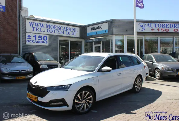 1.4 TSI iV PHEV Business Edition Plus ACC / HUD