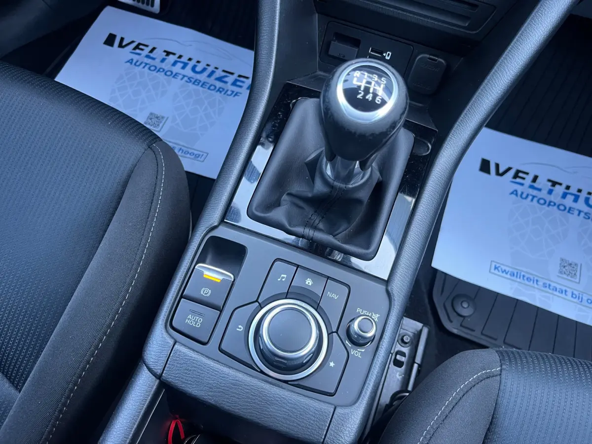 2.0 SkyActiv-G 120 Sport Selected NL.Auto/Trekhaak/Navigatie/Cruise-control/Climatronic/2de Eigenaar/All seasonbanden