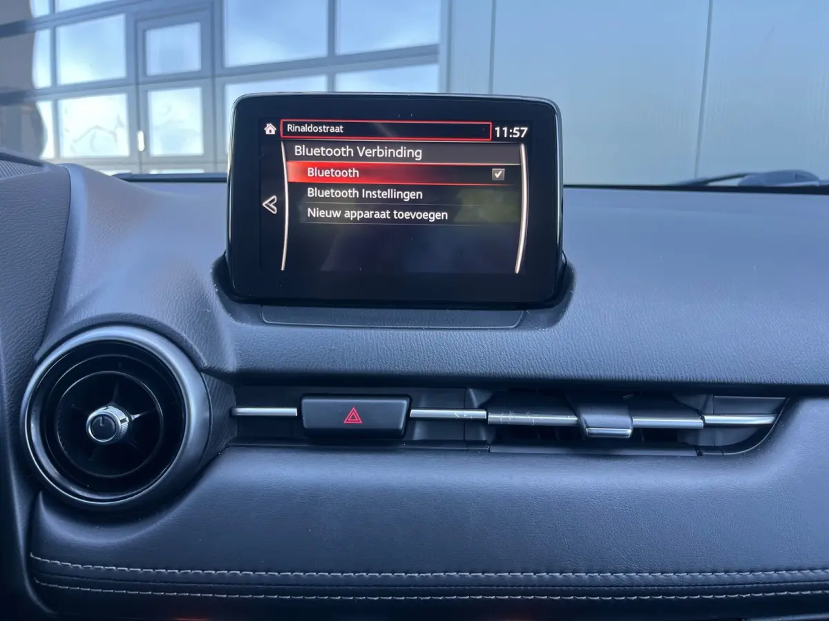 2.0 SkyActiv-G 120 Sport Selected NL.Auto/Trekhaak/Navigatie/Cruise-control/Climatronic/2de Eigenaar/All seasonbanden