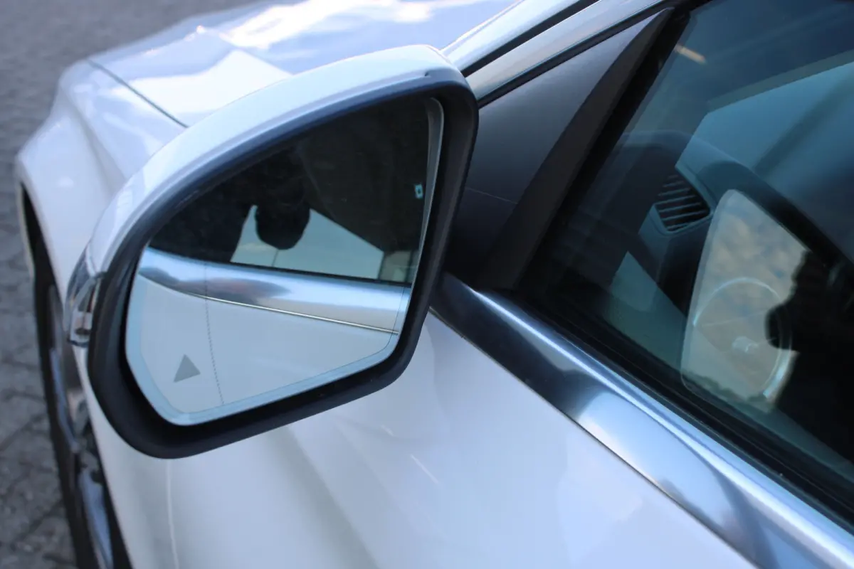 180 AUT9 Avantgarde CAMERA NAVI TREKHAAK NL AUTO