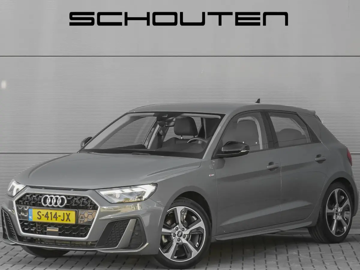 30 TFSI S Edition Parkeerhulp Camera CarPlay
