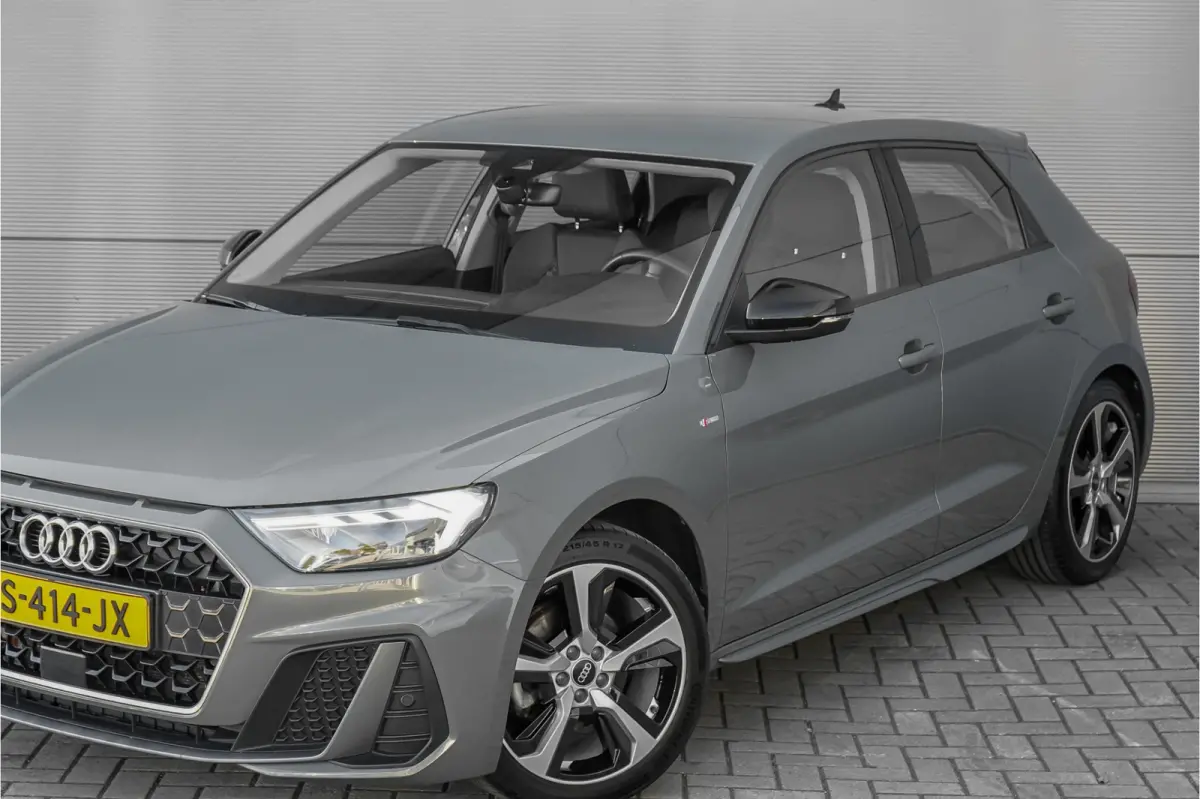 30 TFSI S Edition Parkeerhulp Camera CarPlay