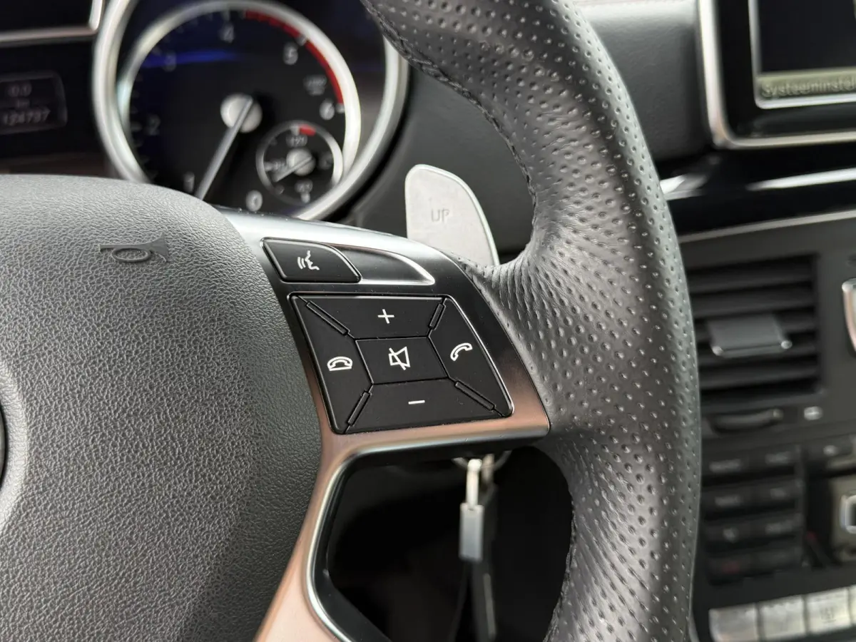 350 Bluetec Designo | Trekhaak | Distronic | HarmanKardon | LED | Camera | Sfeerverlichting | Dodehoekassistent | Schuifdak | Alcantara Hemel