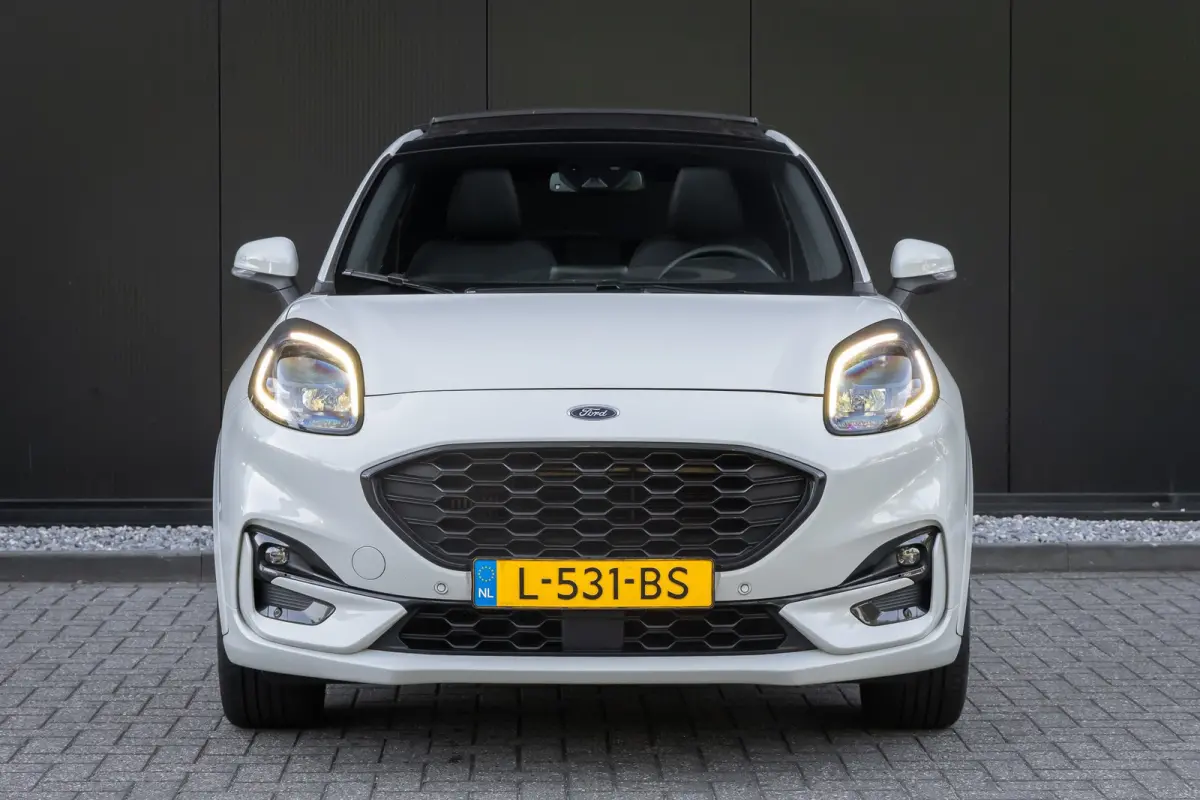 1.0 155pk EcoBoost ST-Line X | Panoramadak | Adaptieve cruise | B&O Audio | Winter-pack | Camera | Dodehoek detectie | 18 INCH