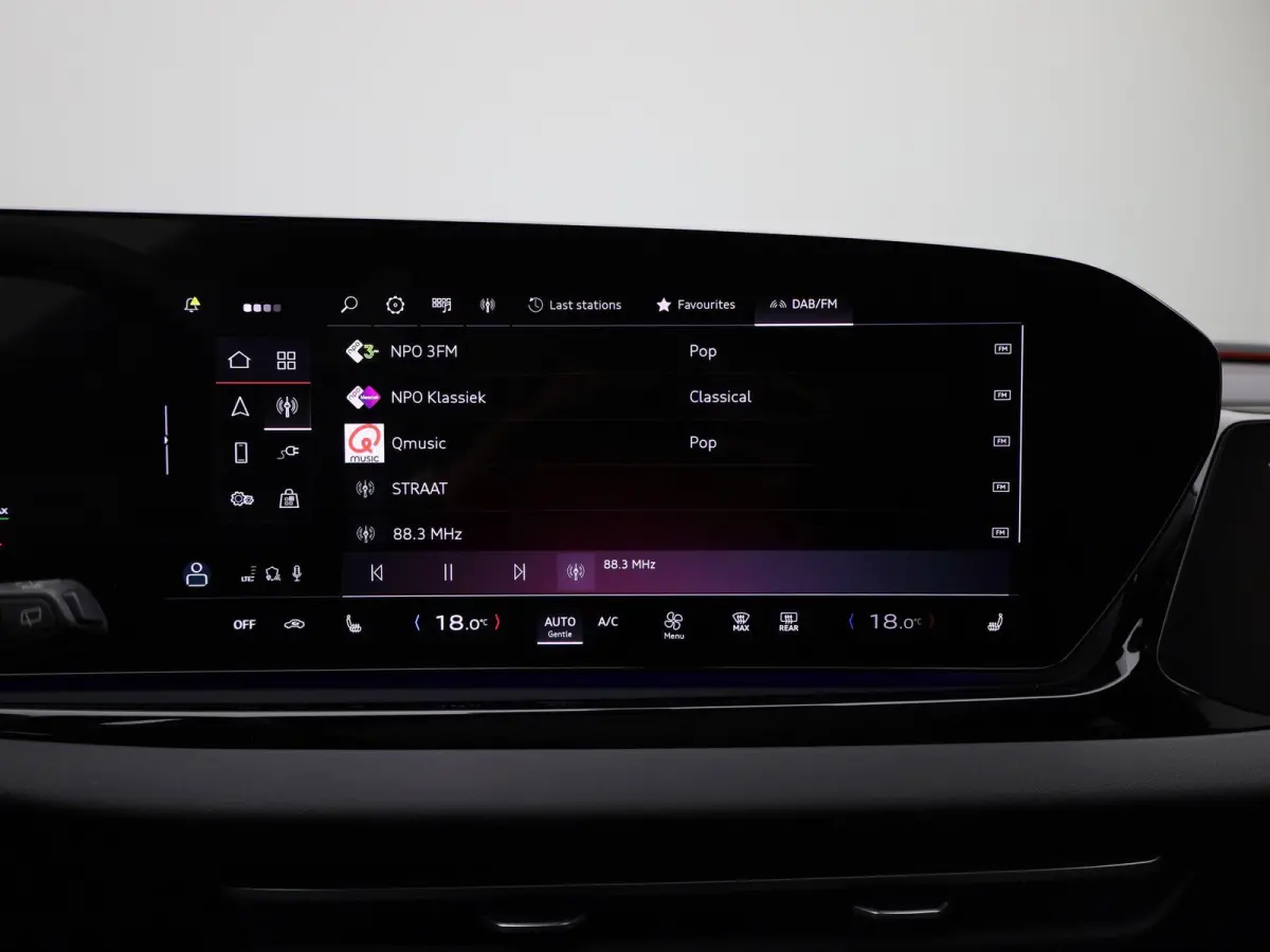 Avant 2.0 quattro S edition 299 PK | S-line | Automaat | 360 Camera | Panorama glasdak | Adaptive Cruise Control | Stoelverwarming | Virtual Cockpit | LED Matrix | Lichtmetalen velgen | Priv