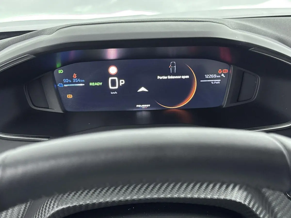 SUV EV 54 kWh 156 pk Allure Avantage | ACCU 98 % | Camera | Draadloos Carplay | Dodehoekbewaking | Navigatie | Parkeersensoren