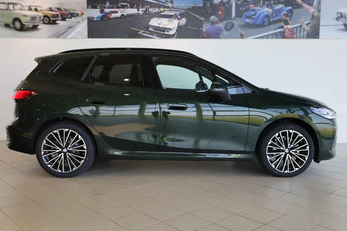 225e xDrive | M Sport Pro | Panoramadak | Head-Up Display | Harman/Kardon | Driving Assistant Plus