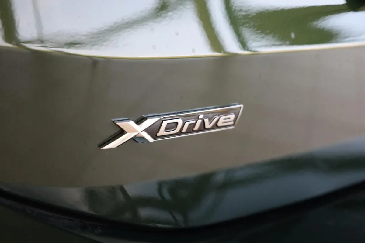 225e xDrive | M Sport Pro | Panoramadak | Head-Up Display | Harman/Kardon | Driving Assistant Plus