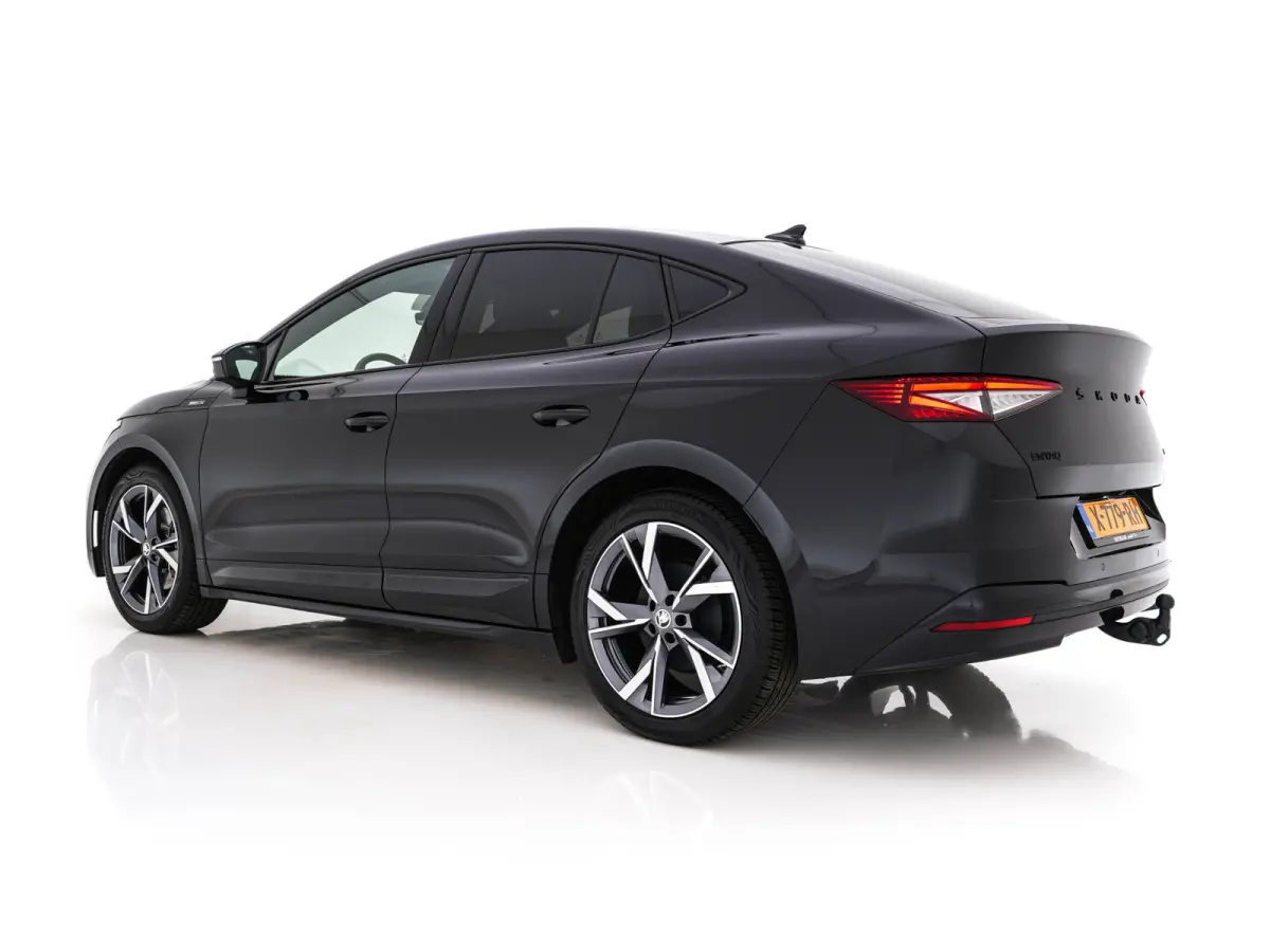 85 Sportline [ 3-Fase-11kW] {SoH-95%} (INCL-BTW) Aut. *PANO |  LEATHER-ALCANTARA | FULL-LED | BLINDSPOT | HEATED-SPORTSEATS | CAMERA | KEYLESS | PRIVACY-GLASS | ADAPTIVE-CRUISE | SHIFTPADDLE
