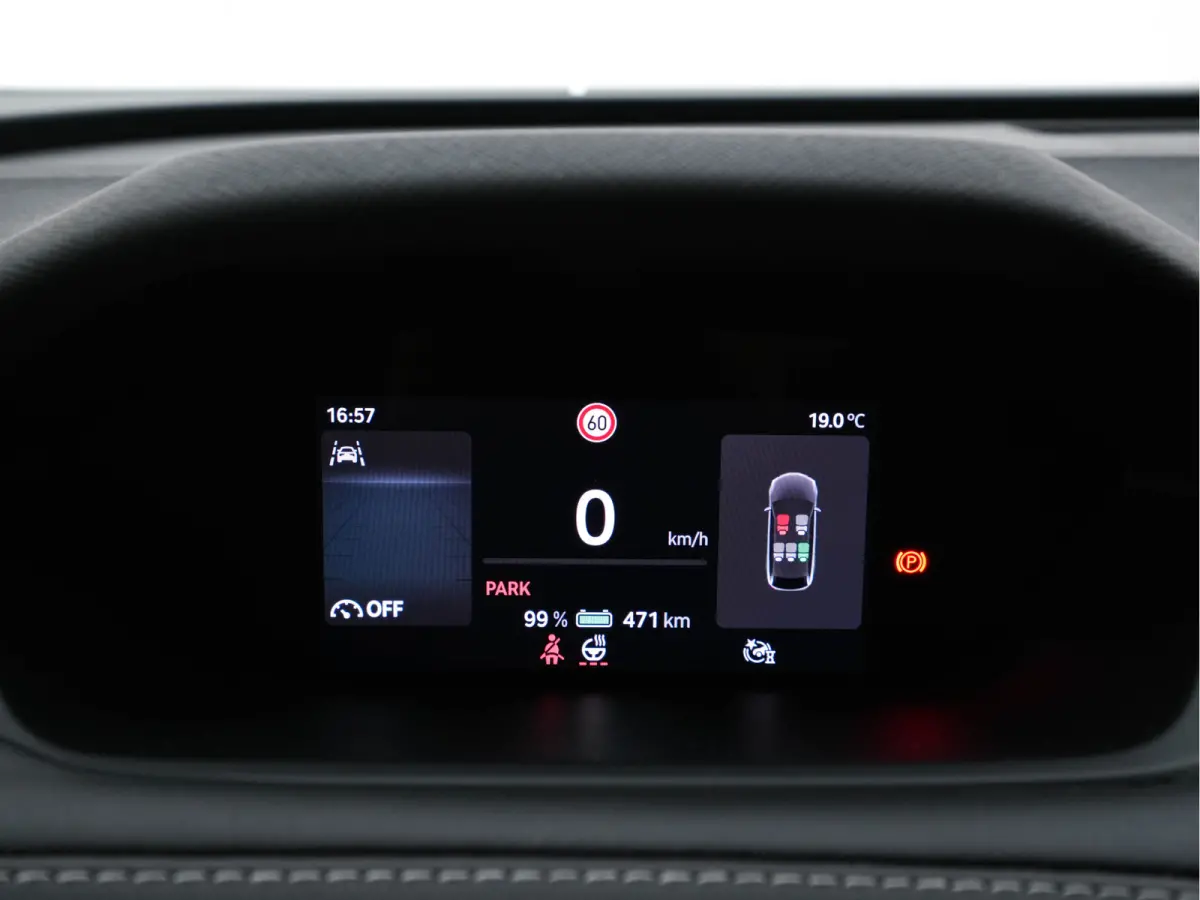 85 Sportline [ 3-Fase-11kW] {SoH-95%} (INCL-BTW) Aut. *PANO |  LEATHER-ALCANTARA | FULL-LED | BLINDSPOT | HEATED-SPORTSEATS | CAMERA | KEYLESS | PRIVACY-GLASS | ADAPTIVE-CRUISE | SHIFTPADDLE