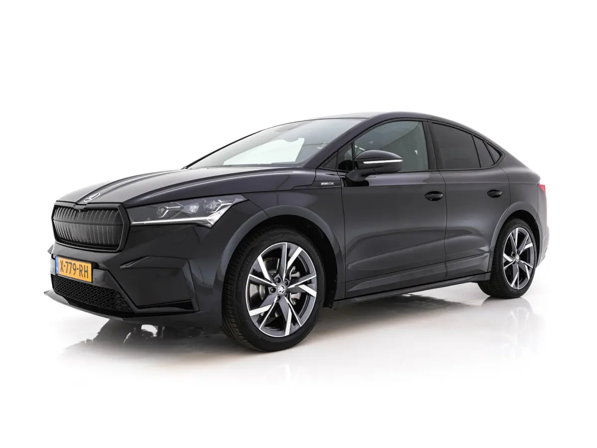 85 Sportline [ 3-Fase-11kW] {SoH-95%} (INCL-BTW) Aut. *PANO |  LEATHER-ALCANTARA | FULL-LED | BLINDSPOT | HEATED-SPORTSEATS | CAMERA | KEYLESS | PRIVACY-GLASS | ADAPTIVE-CRUISE | SHIFTPADDLE