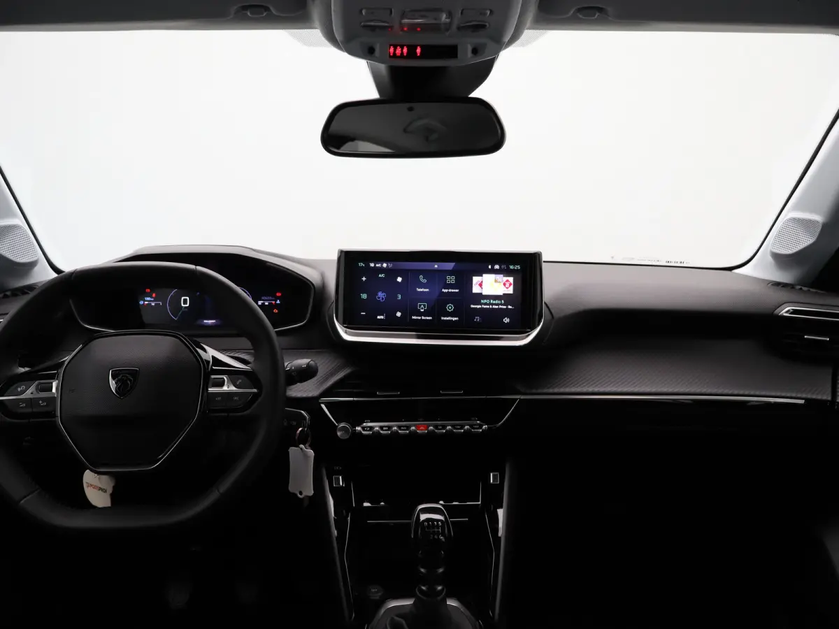 1.2 PureTech 100 Allure Cruise Control | Climate Control | Apple Carplay/Android Auto