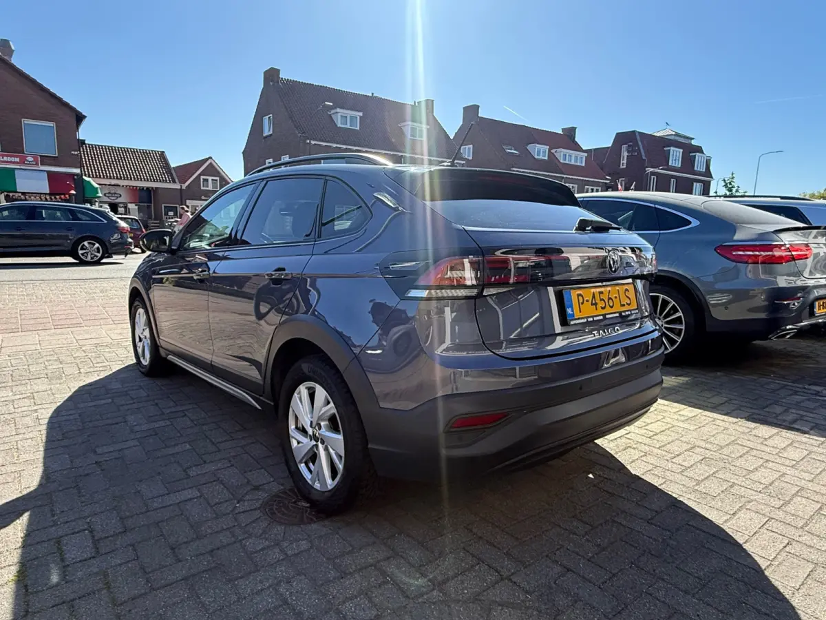 1.0 TSI Life Business, Stoelverwarming,Apple Carplay/Android,Navigatie,Cruise control