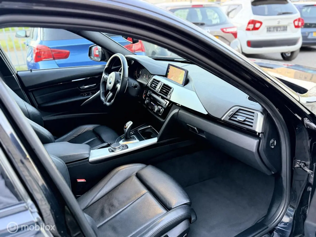 320i M Sport Edition|VIRTUAL|PANO|TREKHAAK