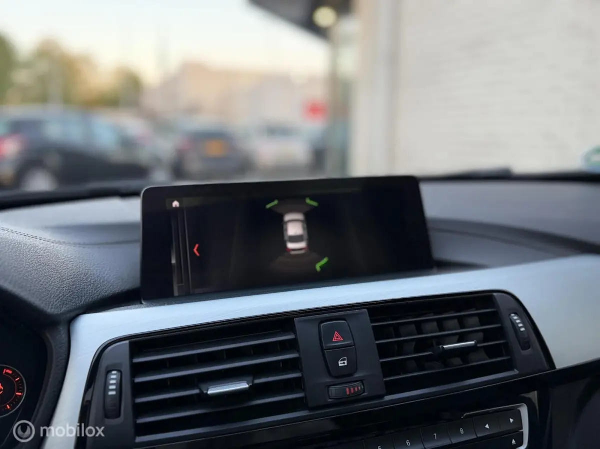 320i M Sport Edition|VIRTUAL|PANO|TREKHAAK