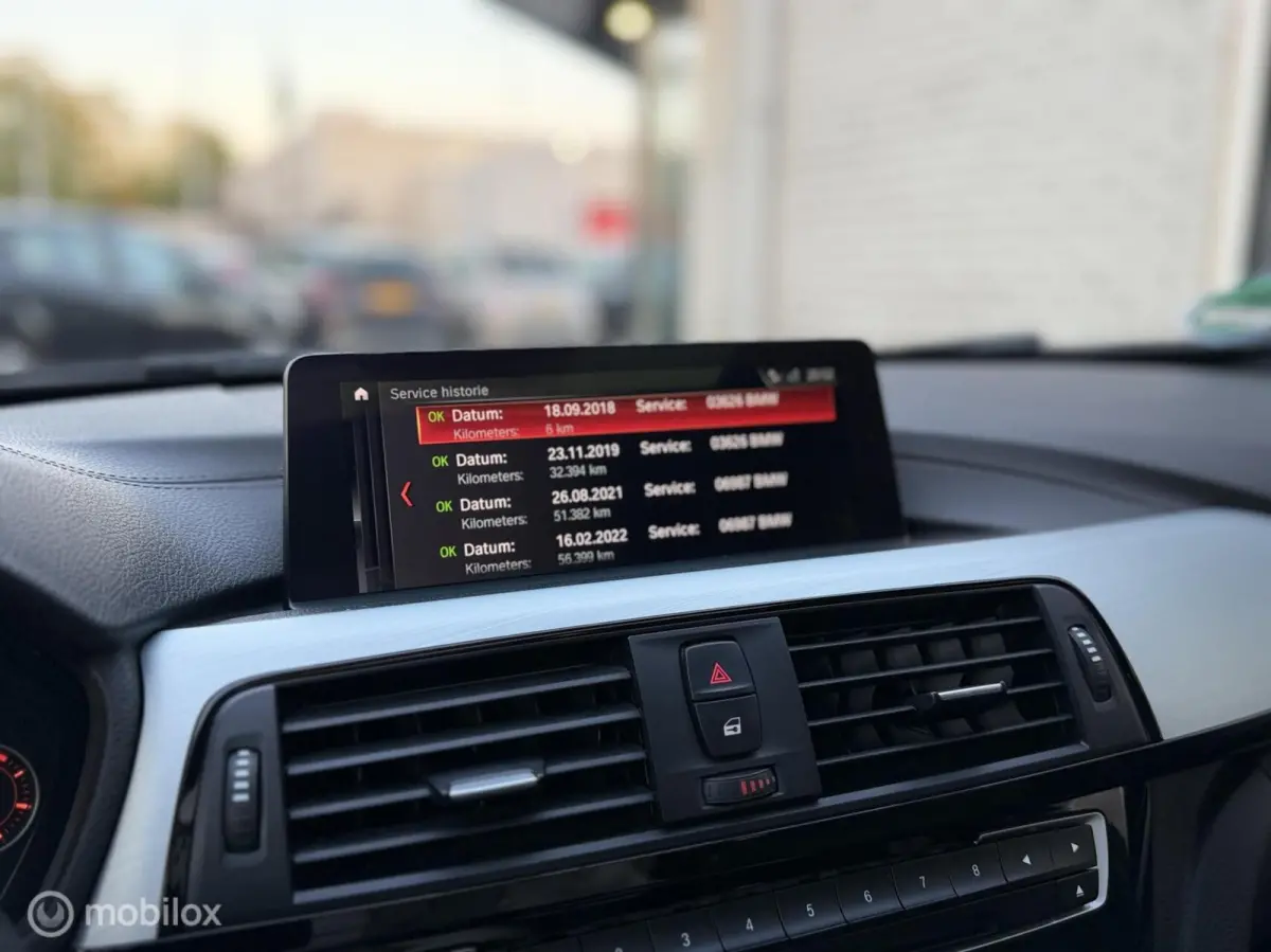 320i M Sport Edition|VIRTUAL|PANO|TREKHAAK