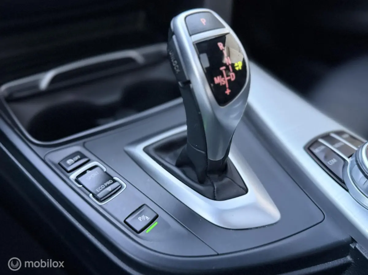 320i M Sport Edition|VIRTUAL|PANO|TREKHAAK