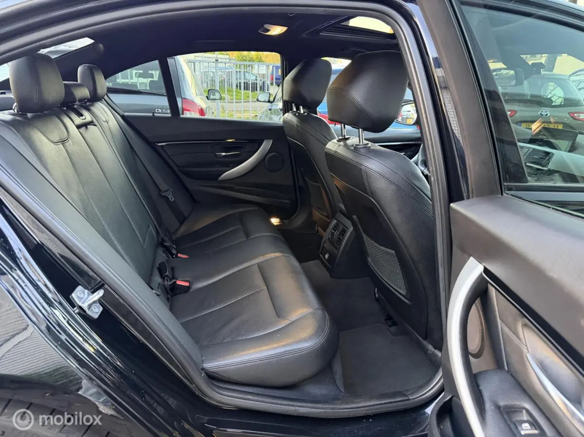 320i M Sport Edition|VIRTUAL|PANO|TREKHAAK